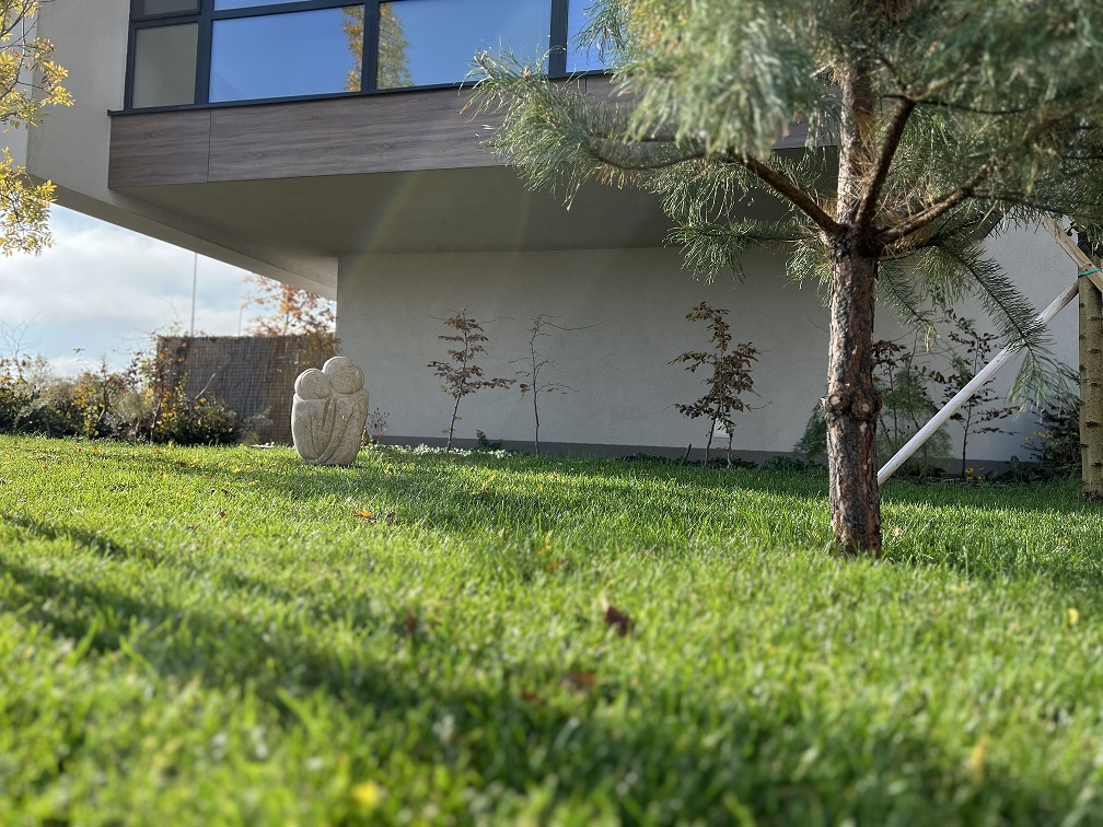 Ansamblu rezidențial Atria Urban Resort spații verzi familie