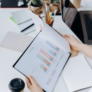 Scăderi sau creșteri de prețuri la apartamente? Cu ce vine 2023 în piața imobiliară?